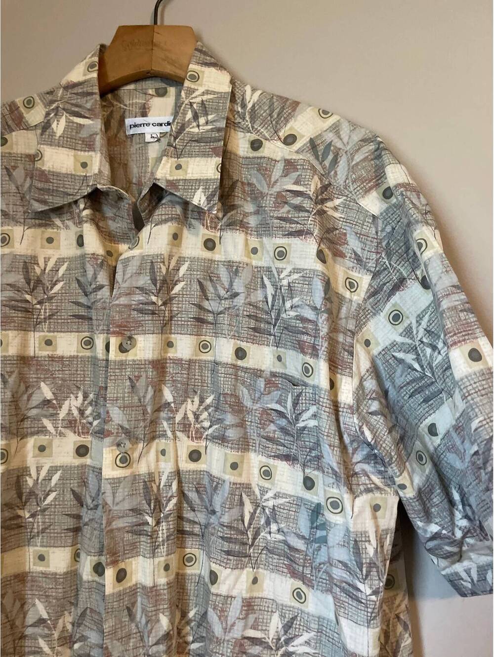 Men’s Vintage PIERRE CARDIN Camp Hawaiian Tropical SHIRT Large [COPY]